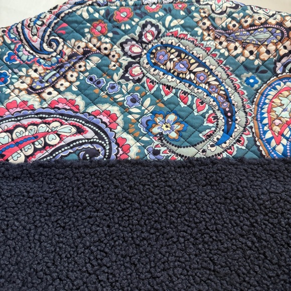 Vera Bradley Women's Teddy Fleece Pullover/ Navy Blue/ Quilted Panel Size Medium - Picture 6 of 14